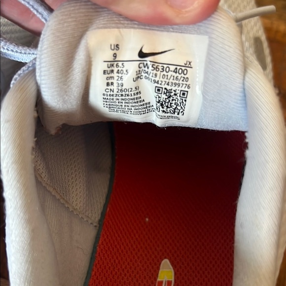 Nike Revolution Sky Blue Polka Dotted Athletic Shoes, Women’s 9 - Picture 7 of 9